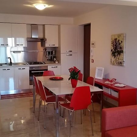 Baia Giardini Apartments Dış mekan fotoğraf