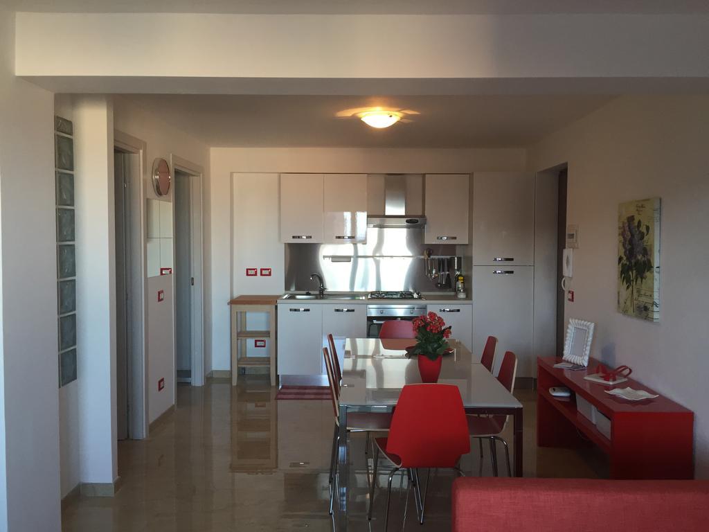 Baia Giardini Apartments Dış mekan fotoğraf